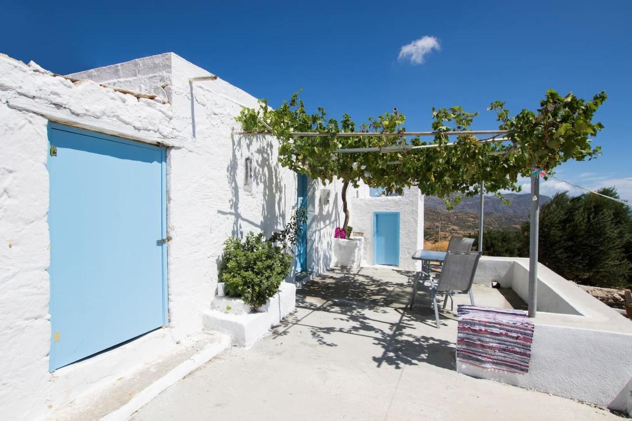 Vatha Traditional Cottage With A View Menetai Exterior photo